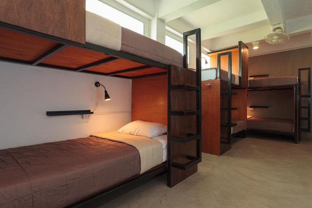 Bed and Breakfast Kama Бангкок Экстерьер фото