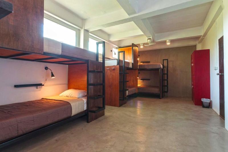 Bed and Breakfast Kama Бангкок Экстерьер фото